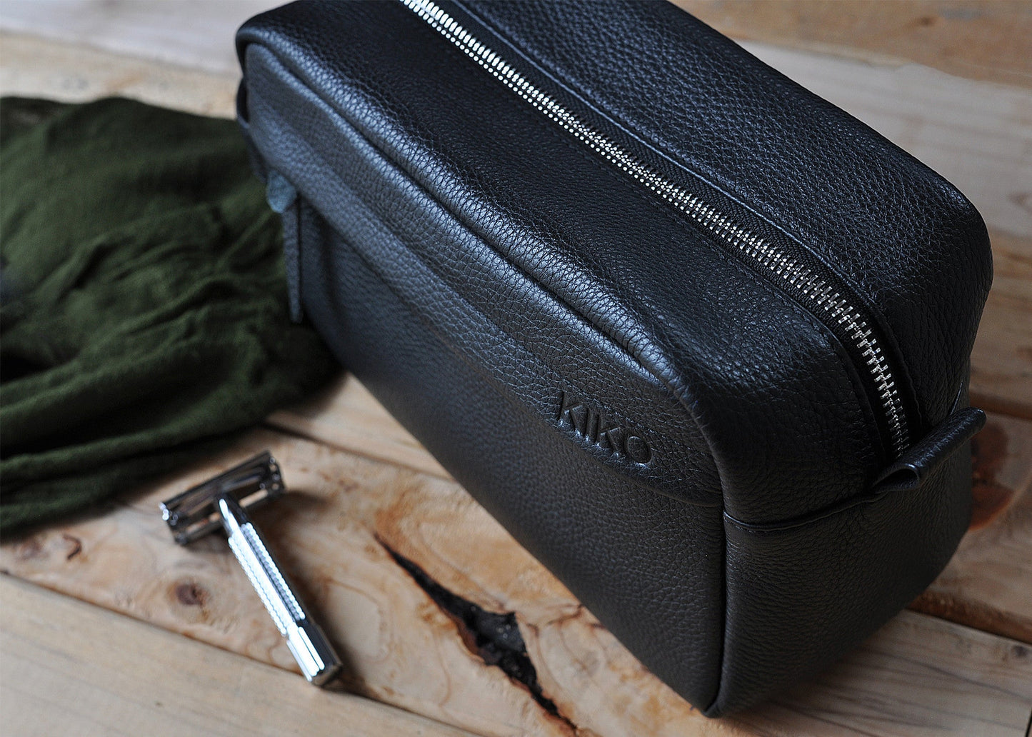 Premium Leather Travel Kit – Black Pebble with Handle & Side Pouch (9" x 5.5" x 4.5")