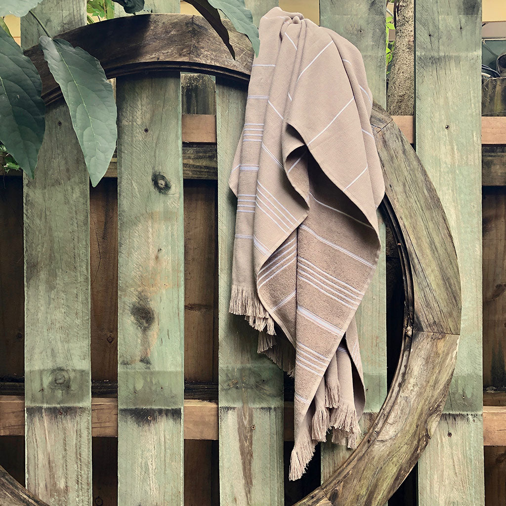 Classic Terry Turkish Towel – 100% Turkish Cotton, Hand-Loomed, Lightweight & Absorbent